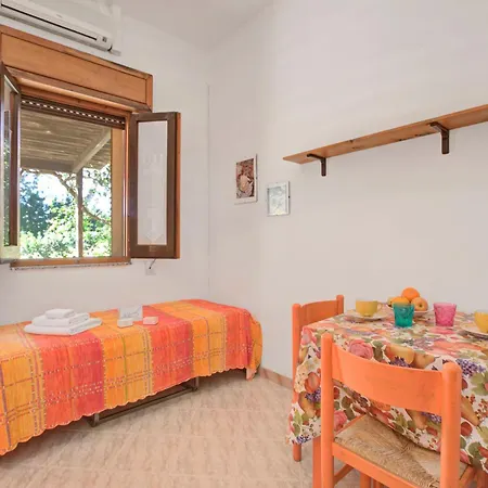 Country Near The شقة أوترانتو