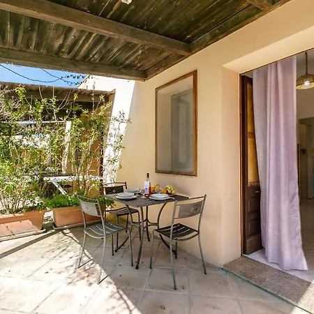 Country Near The Apartamento