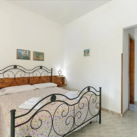 Country Near The Apartamento