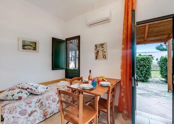 Country Near The 아파트 *