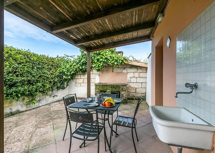 Country Near The Apartament Otranto